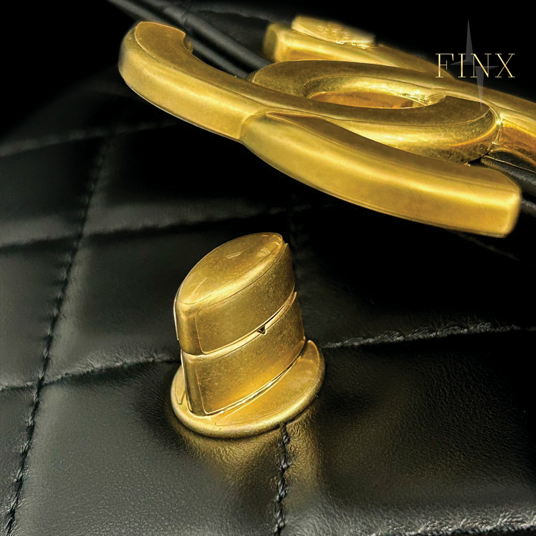 Chanel Shiny Lambskin Quilted Maxi CC Flap Black Protection Kit