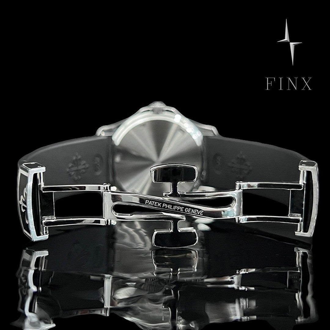 ชุดป้องกัน Patek Philippe Aquanaut 5067A-001