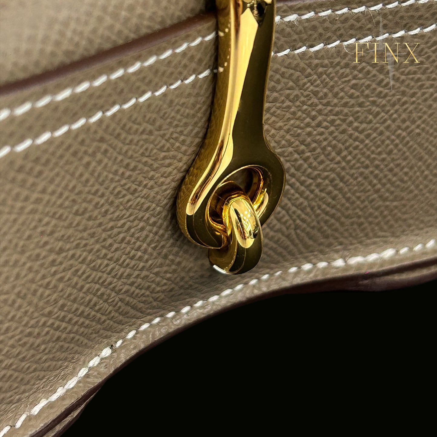 ชุดป้องกัน Hermes Gold Epsom Leather Della Cavalleria