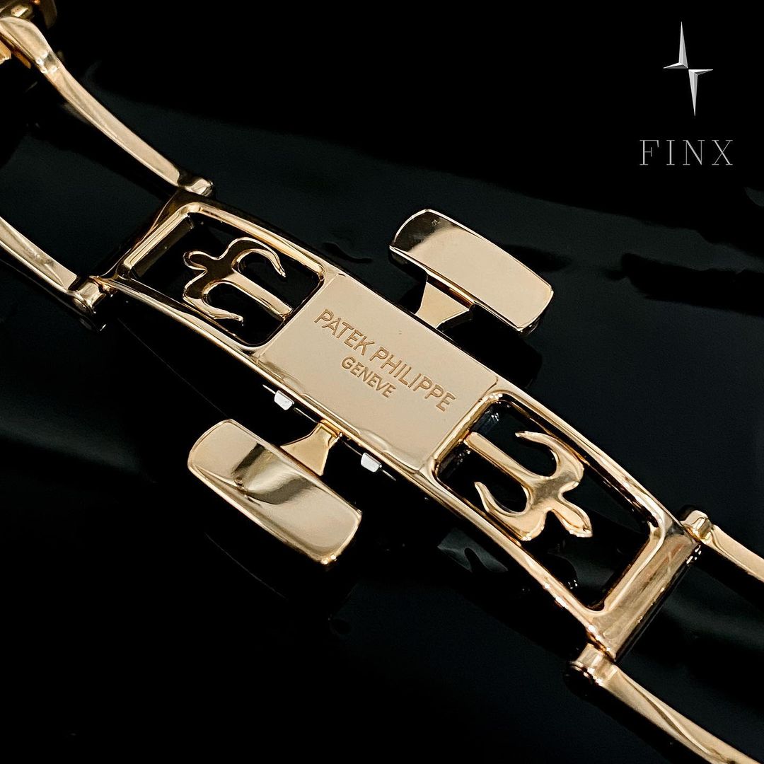 ชุดฟิล์มกันรอย Patek Philippe Aquanaut 5167R-001
