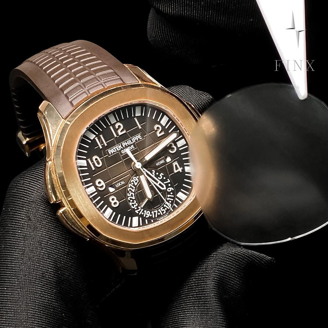 ชุดฟิล์มกันรอย Patek Philippe Aquanaut 5164R-001