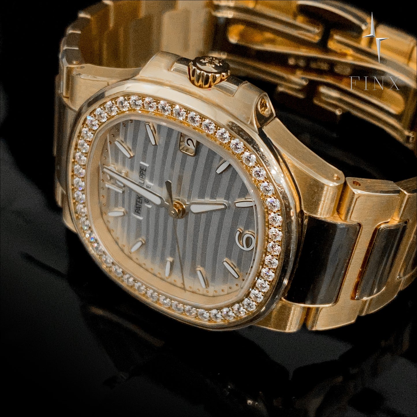 ชุดฟิล์มกันรอย Patek Philippe Nautilus 7010/1R-011