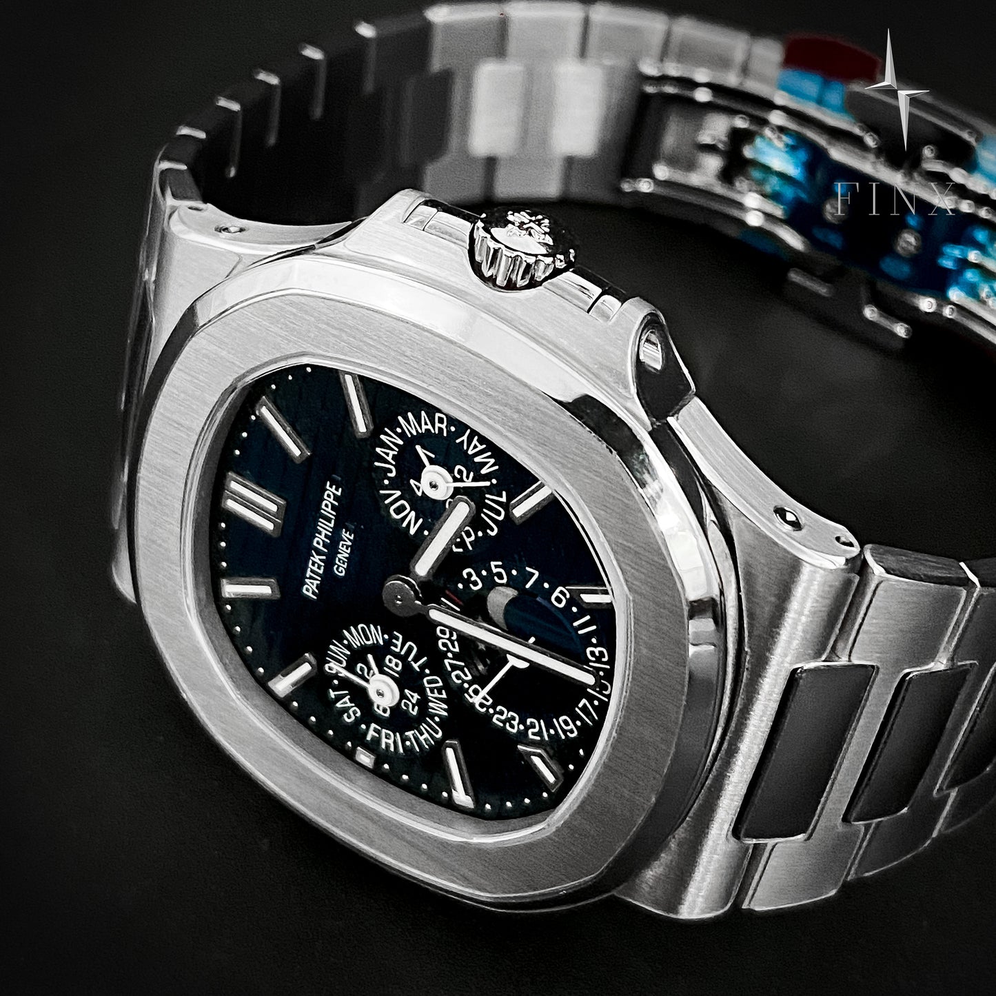 ชุดฟิล์มกันรอย Patek Philippe Nautilus 5740/1G-001