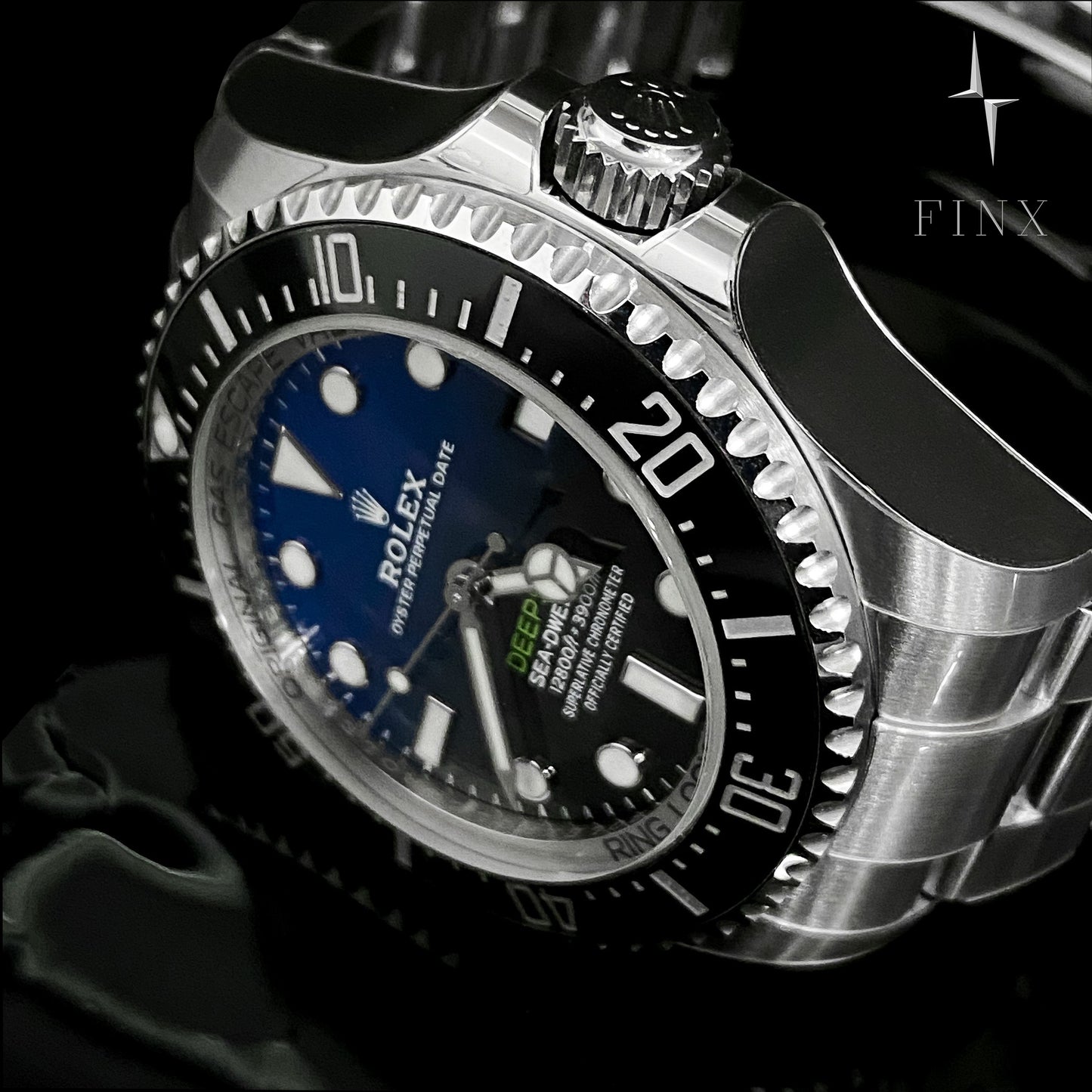 ชุดฟิล์มกันรอย Rolex Sea-Dweller (ทะเลลึก) m136660-0003(44 มม.)