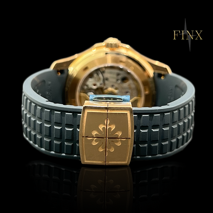 ชุดป้องกัน Patek Philippe Aquanaut 5261R-001 