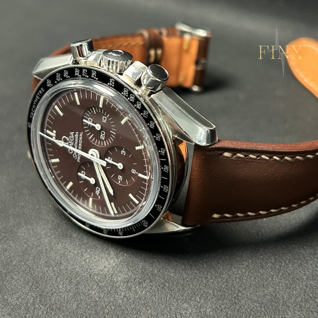 Omega Speedmaster Professional 311.32.42.30.13.001 angled dial view protection film