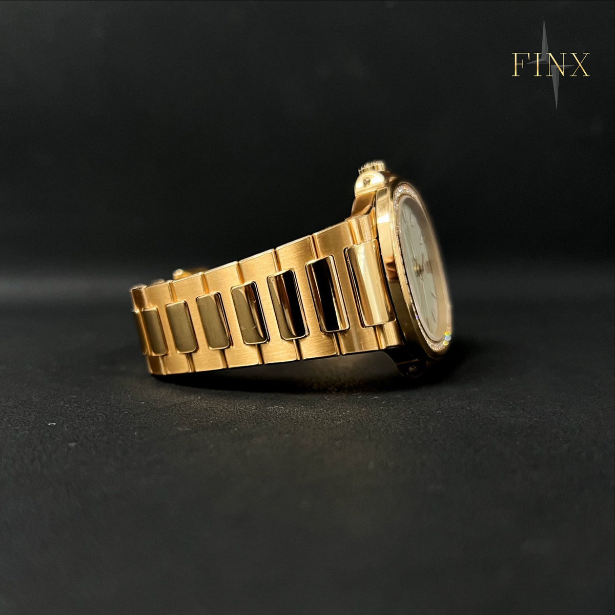 Patek Philippe Nautilus 7118/1200R-001 protection film by FINX – view 4