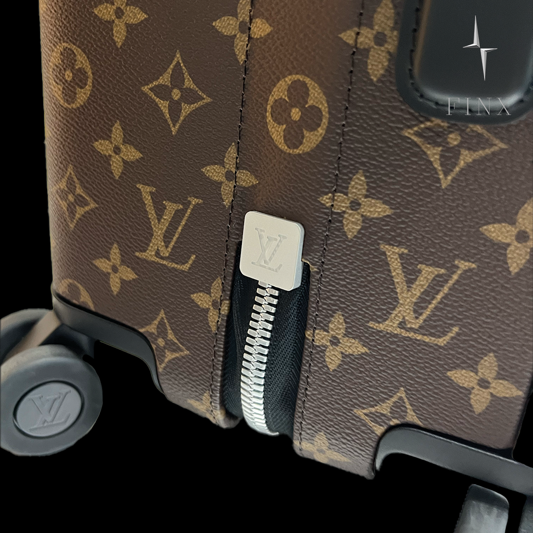 Louis Vuitton Horizon 55 Luggage Protection Kit